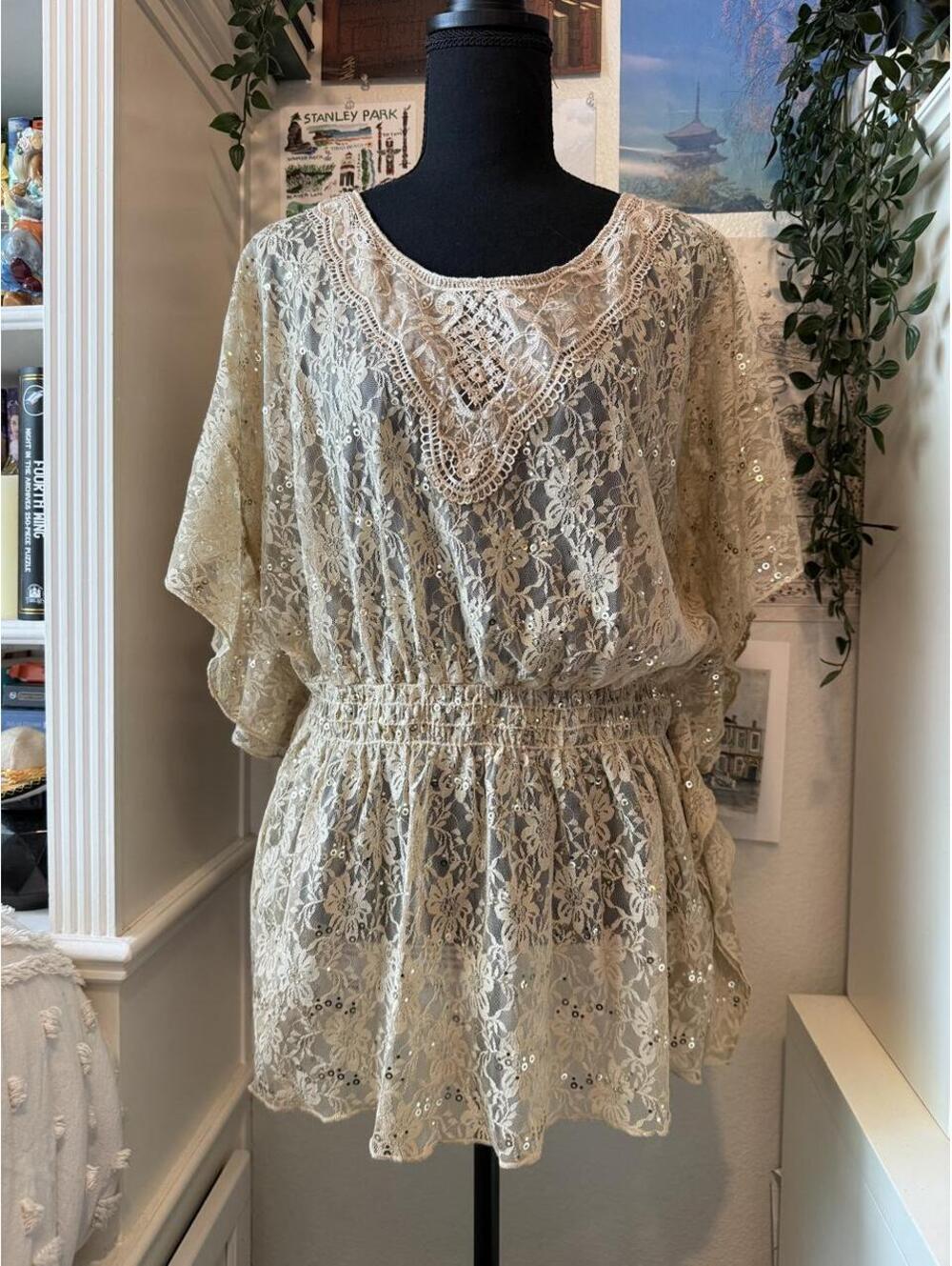 HeartSoul Beige Gold Sequin Lace Batwing Tunic Blouse Size 2X